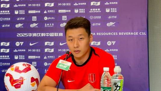 开云体育下载官网-李扬：个人表现与球队相辅相成，现在展望后续赛事还太早